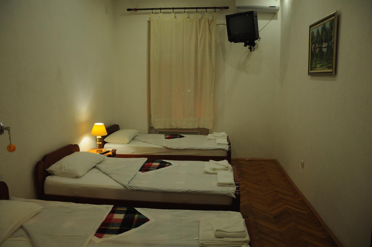 Holiday Han Gevgelija Buitenkant foto