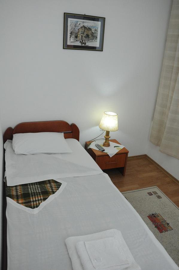 Holiday Han Gevgelija Buitenkant foto