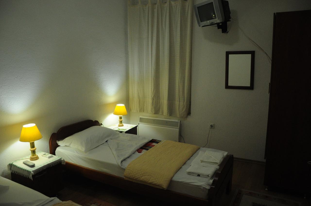 Holiday Han Gevgelija Buitenkant foto
