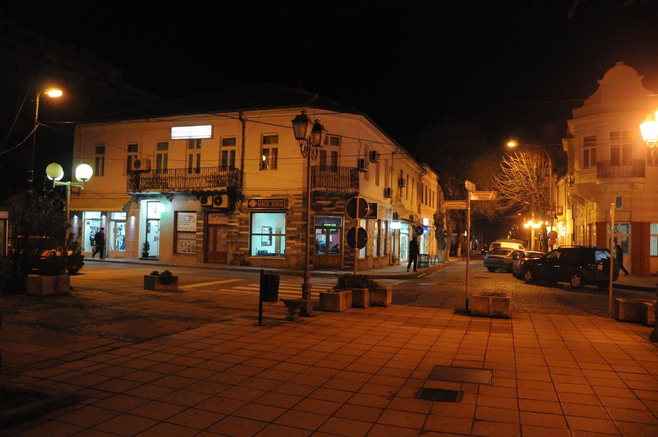Holiday Han Gevgelija Buitenkant foto